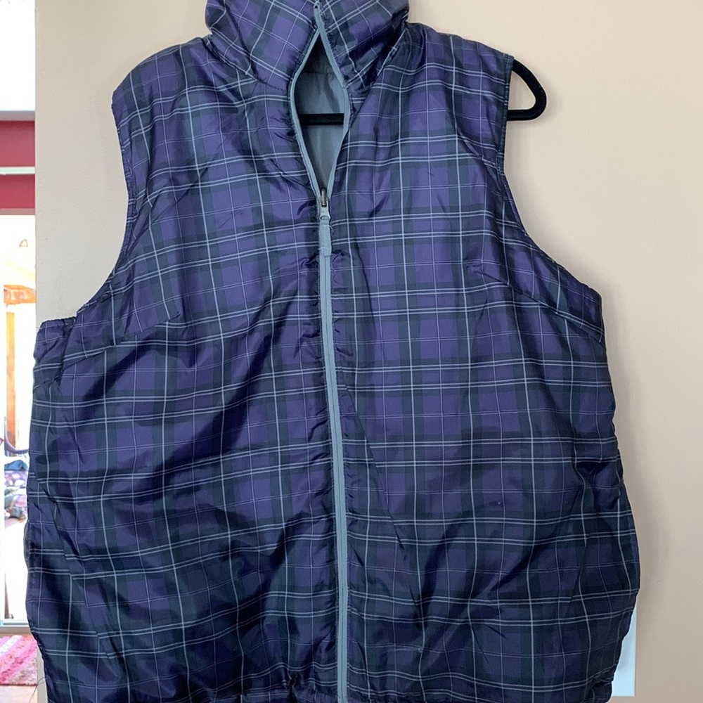 Gray and purple plaid reversable vest (no tag)